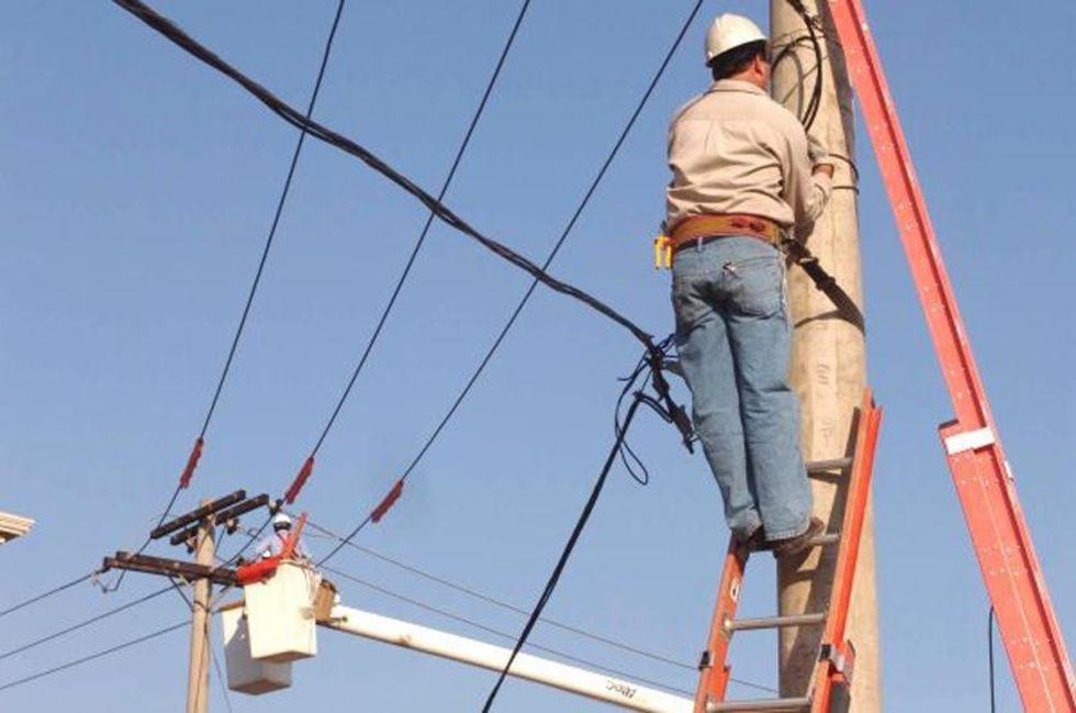 Invertirán $ 43.2 MM en obras de electrificación en Potosí y Chuquisaca
