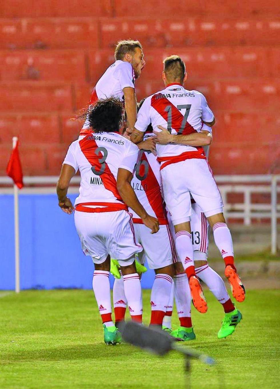 River Plate vence 3-2 a Melgar 