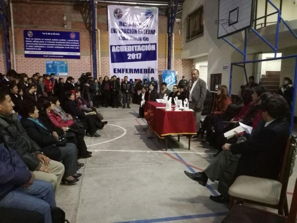 La carrera de Enfermería logra su acreditación en la universidad