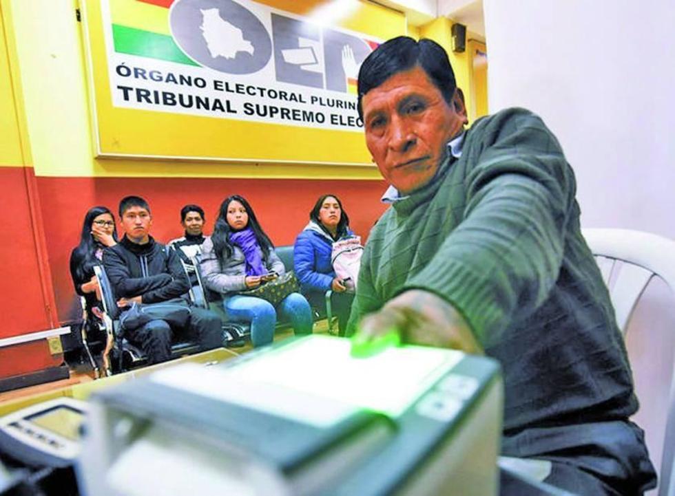 Comisión de expertos instalará oficina para la auditoría del padrón
