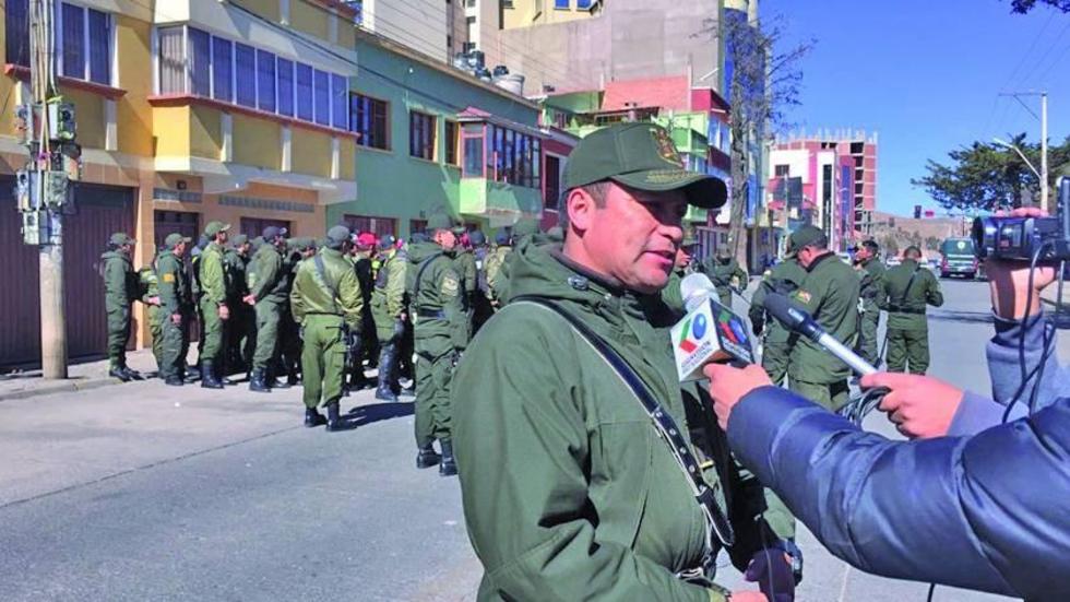 Efectivos se preparán para parada policial