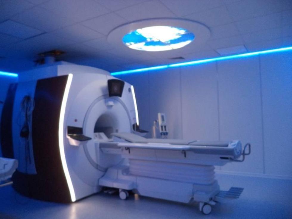 La CNS inaugura su servicio de resonancia magnética