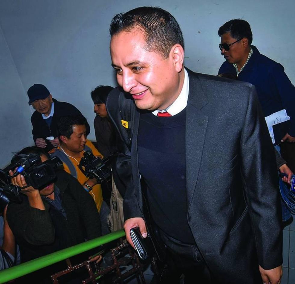 Fiscalía: Achá “forzó” el contrato de compra de taladros a Drillmec