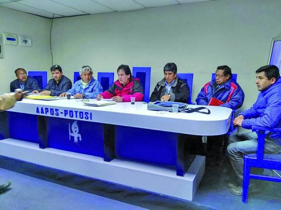 Anulan la recategorización de las tarifas del agua en Aapos