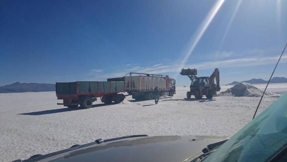 Envían a la cárcel a los acusados por robar sal del Salar de Uyuni