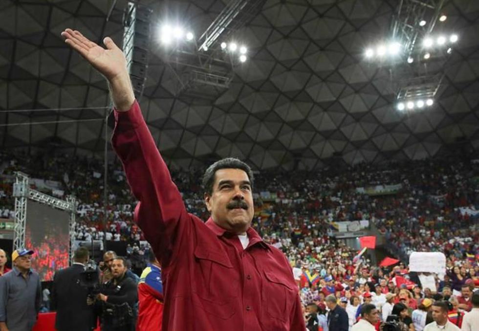 Maduro sube el salario básico en Venezuela en 50 por ciento