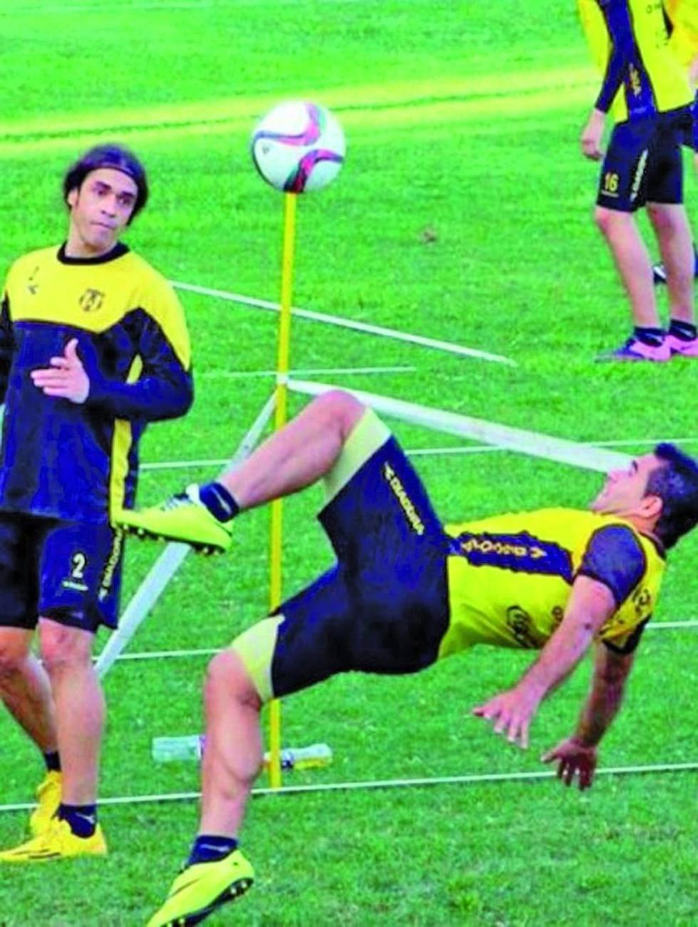 Guaraní recibe a un River con varias bajas