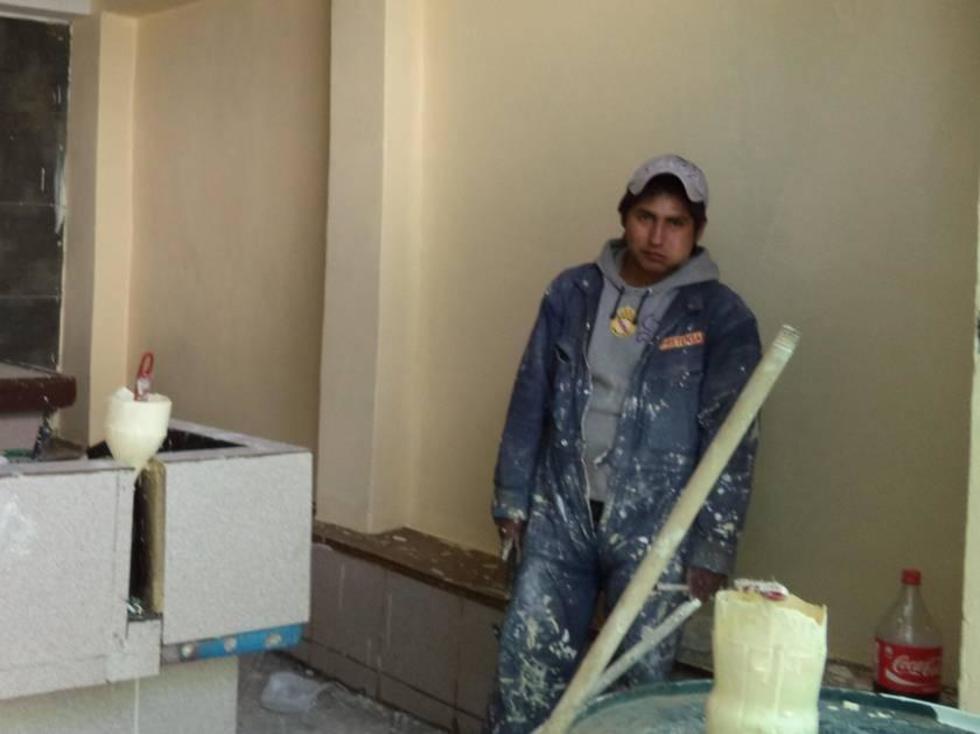 Reportan retraso en obras de baños en el cementerio