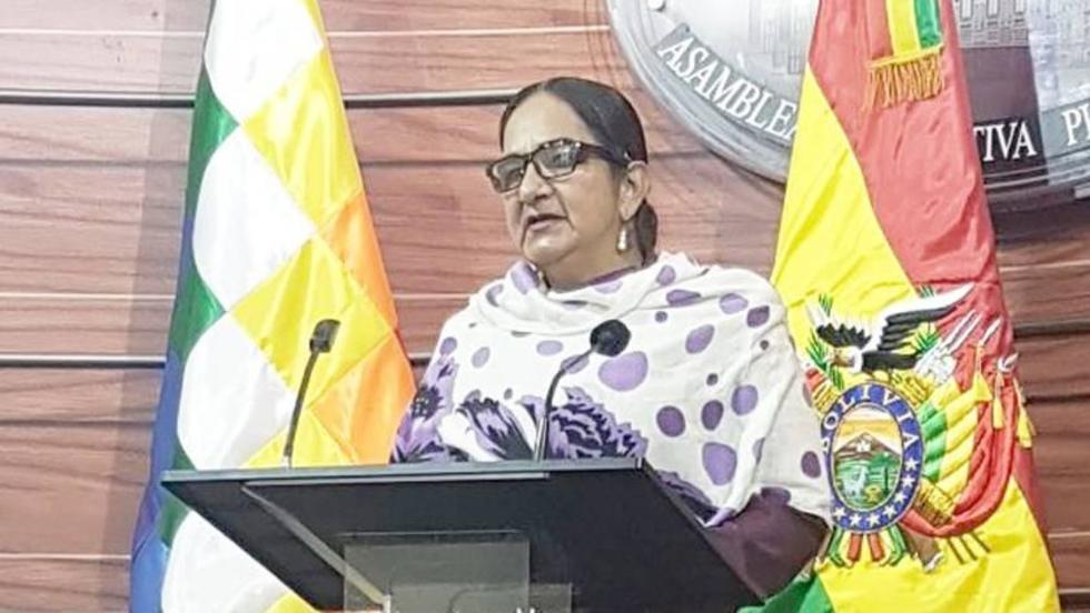 Senadora opositora denuncia corrupción en manejo de bienes de la NAS