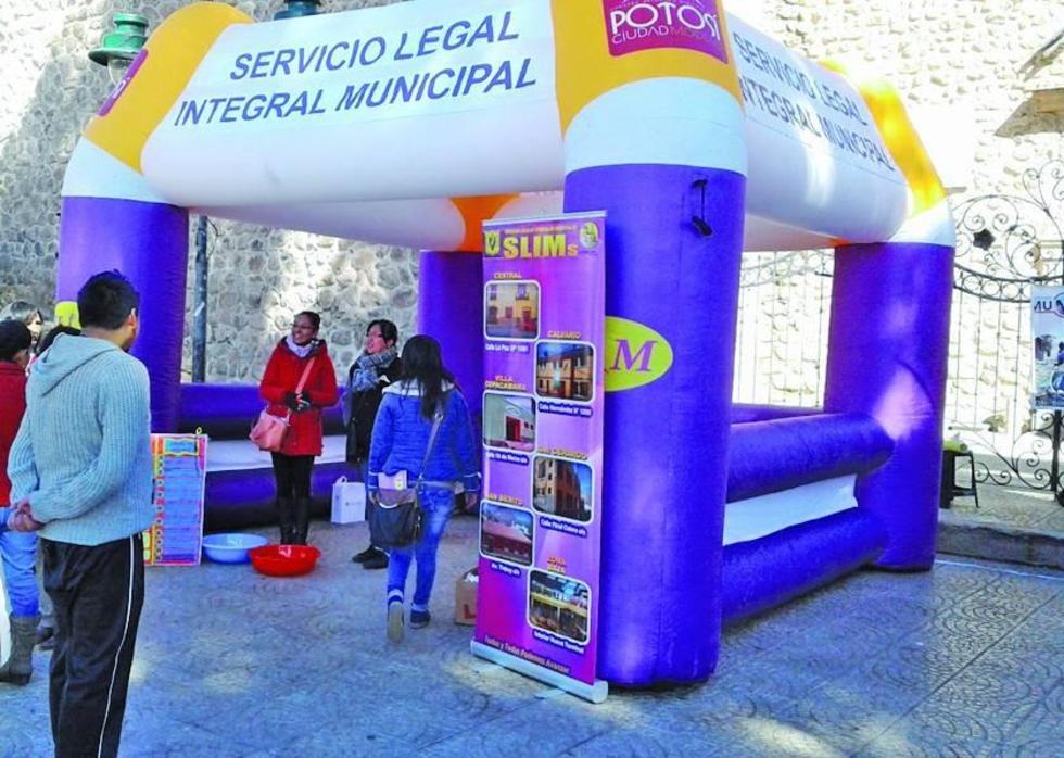 Una concejal  denuncia el cierre de dos oficinas SLIM