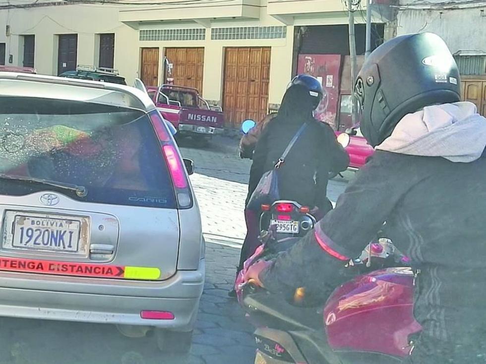 Hay más motociclistas que usan el casco de seguridad