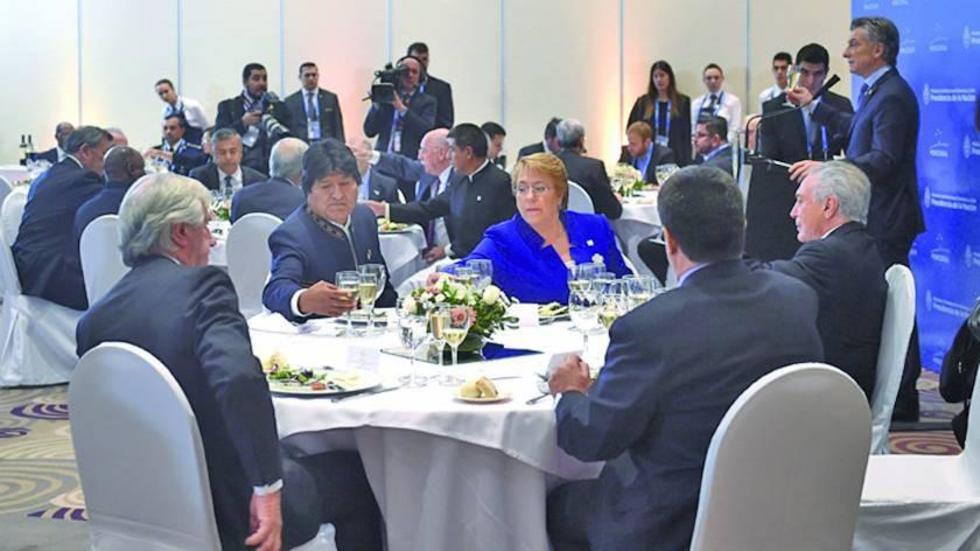 Bachelet: no es posible obligar a Chile a negociar soberanía con Bolivia