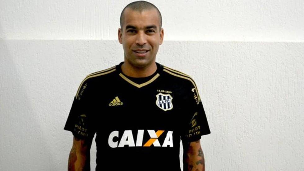 Ponte Preta recupera a Emerson Sheik