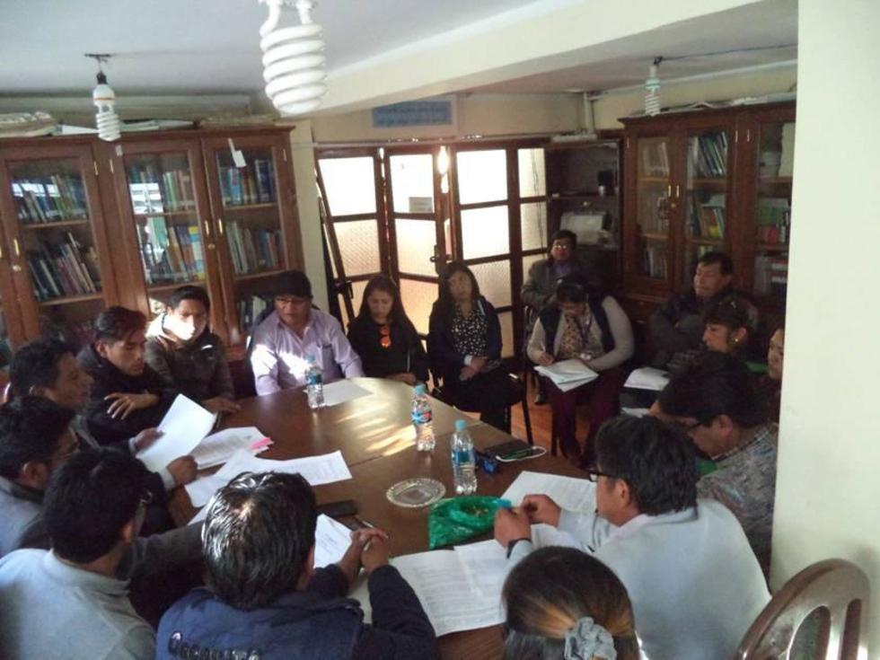 Diálogo avanza pero maestros urbanos no reinician las clases