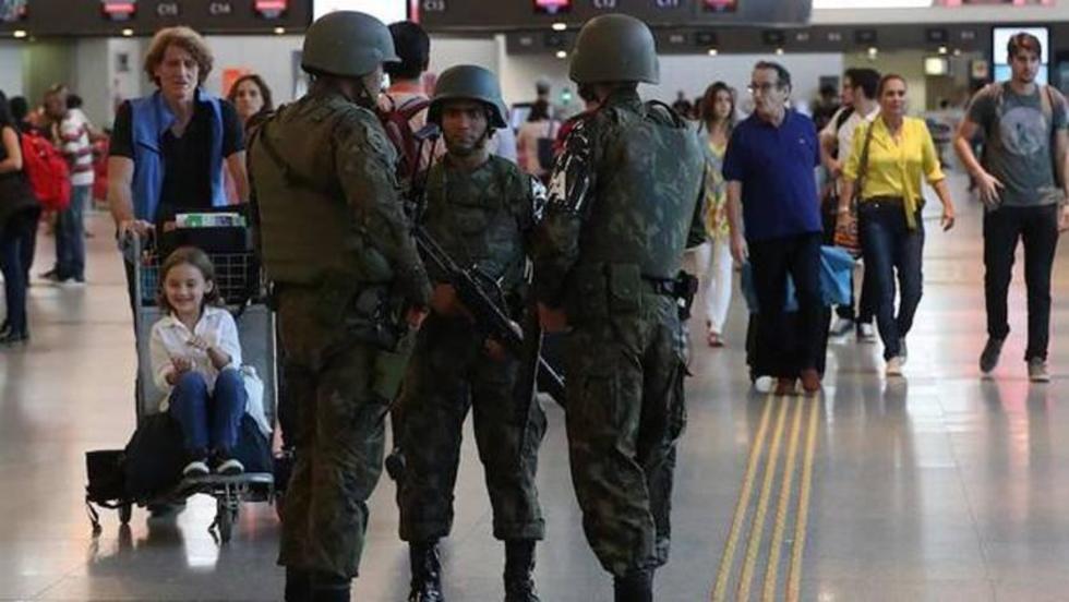 Detienen a 63 hombres en Río de Janeiro por crímenes contra mujeres