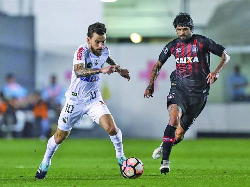 Santos hace lo justo para pasar a cuartos
