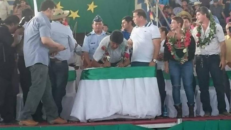 Evo Morales promulga Ley 266 y le quita la intangibilidad al Tipnis
