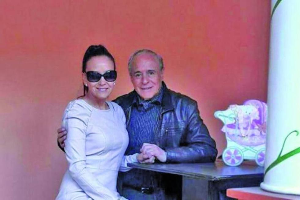 Santalla se casaría con su bella novia