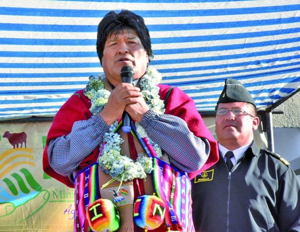 Evo pide revocatorio del alcalde de Achacachi y parar movilización