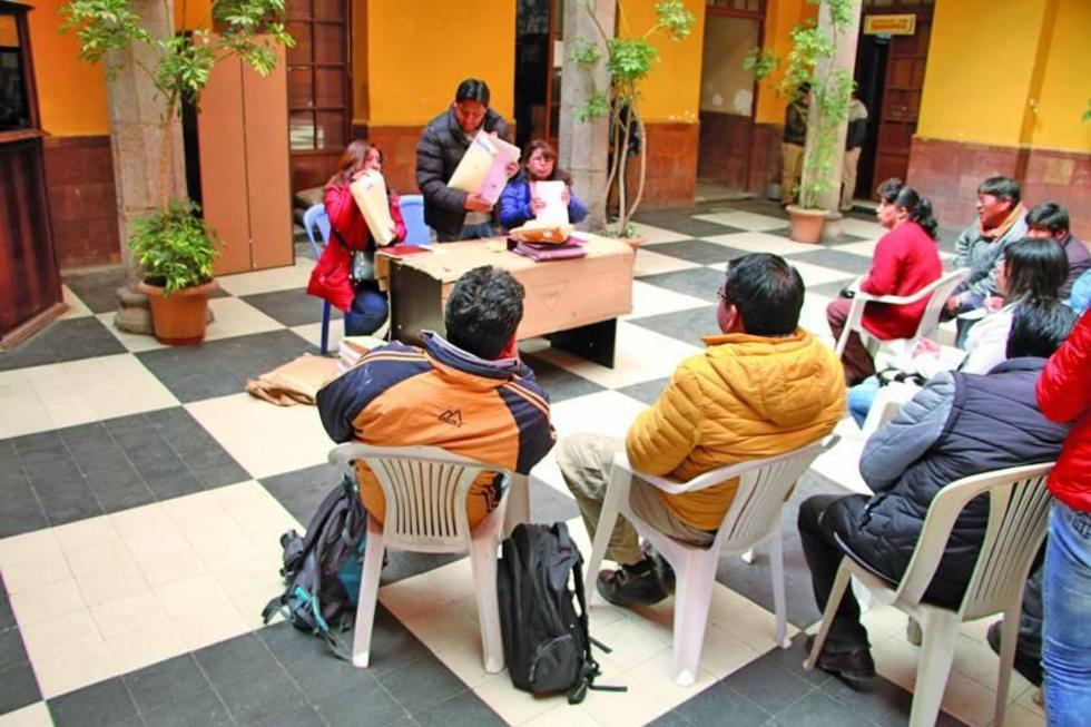 Esperan informes para construir dos centros de salud