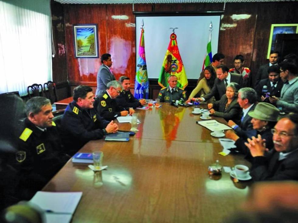 FF.AA. entregarán archivos para aclarar crímenes de dictaduras