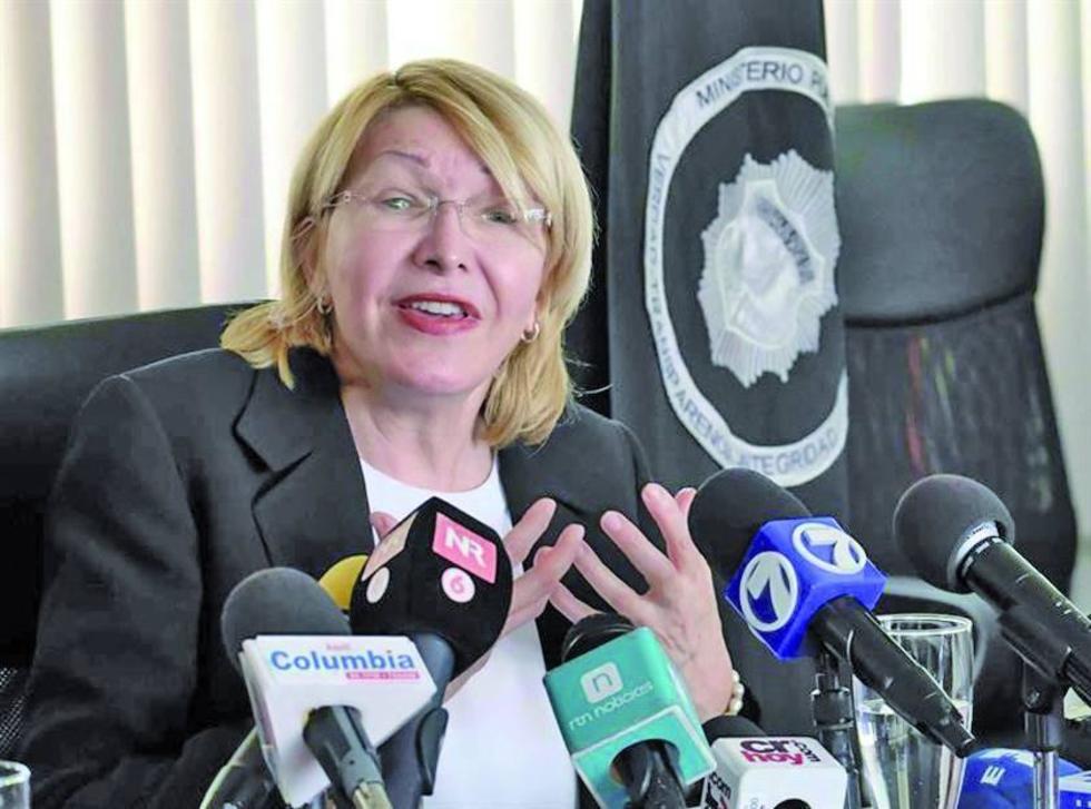 Sindican a Nicolás Maduro por  el desvío de millones de dólares