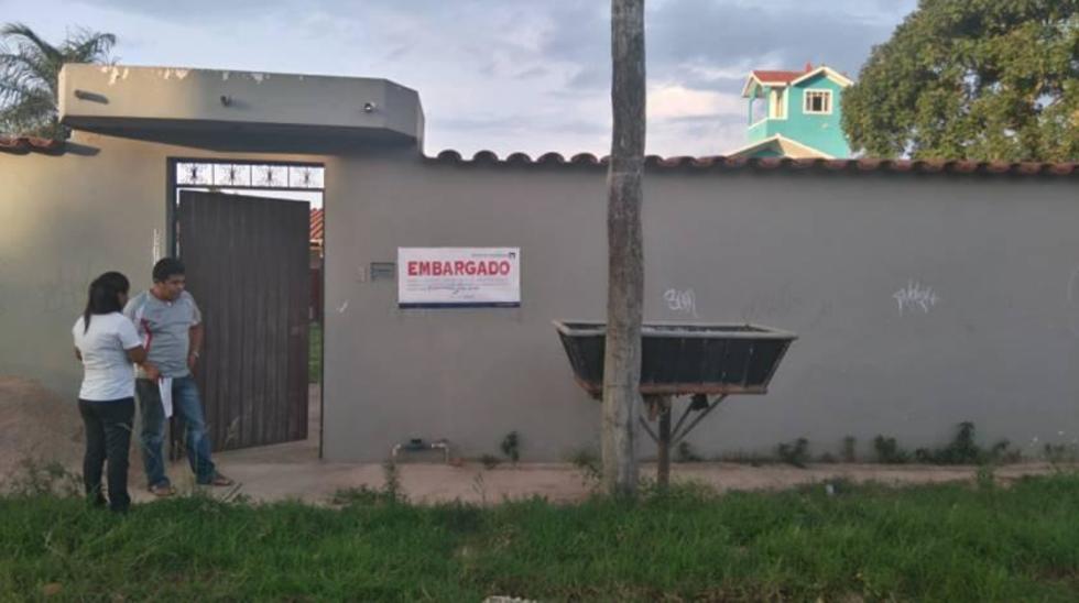Rematan inmueble por adeudo tributario