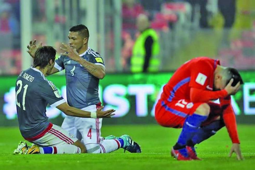 Paraguay golea 3-0 a Chile