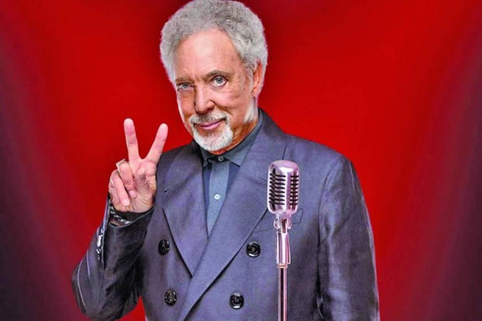 Tom Jones  pospone gira por EE.UU. por salud 