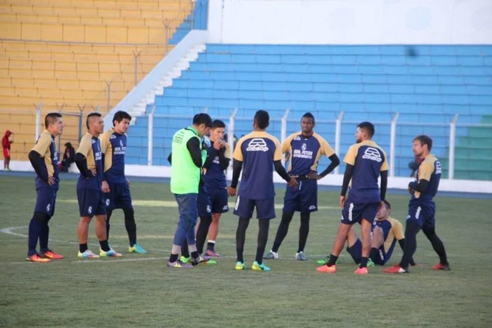 Zamora empieza a armar el onceno titular de Real Potosí