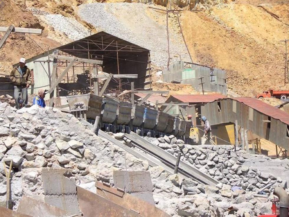 Cerrarán operaciones mineras que no tengan licencia ambiental