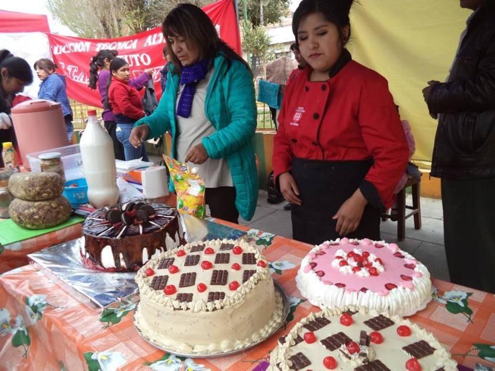 Una feria educativa destaca la importancia de la Educación Alternativa