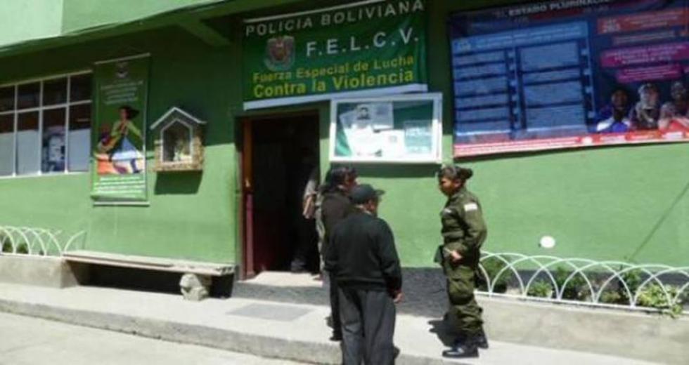 Felcv prehende a un juez por agredir a su concubina