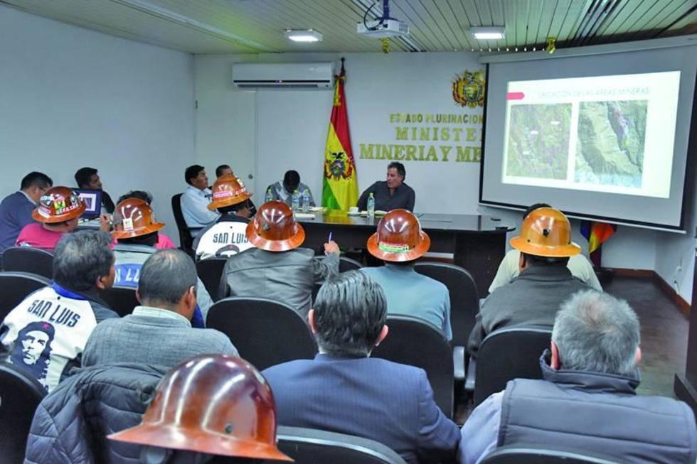 Sientan bases para evitar pugnas por el oro de la mina Capacirca