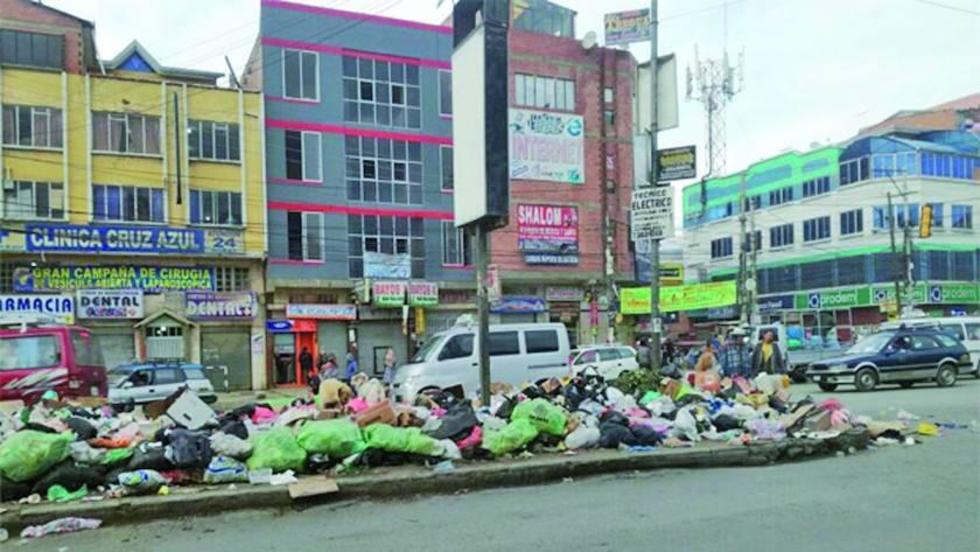 Vecinos del Distrito 14 suspenden bloqueos