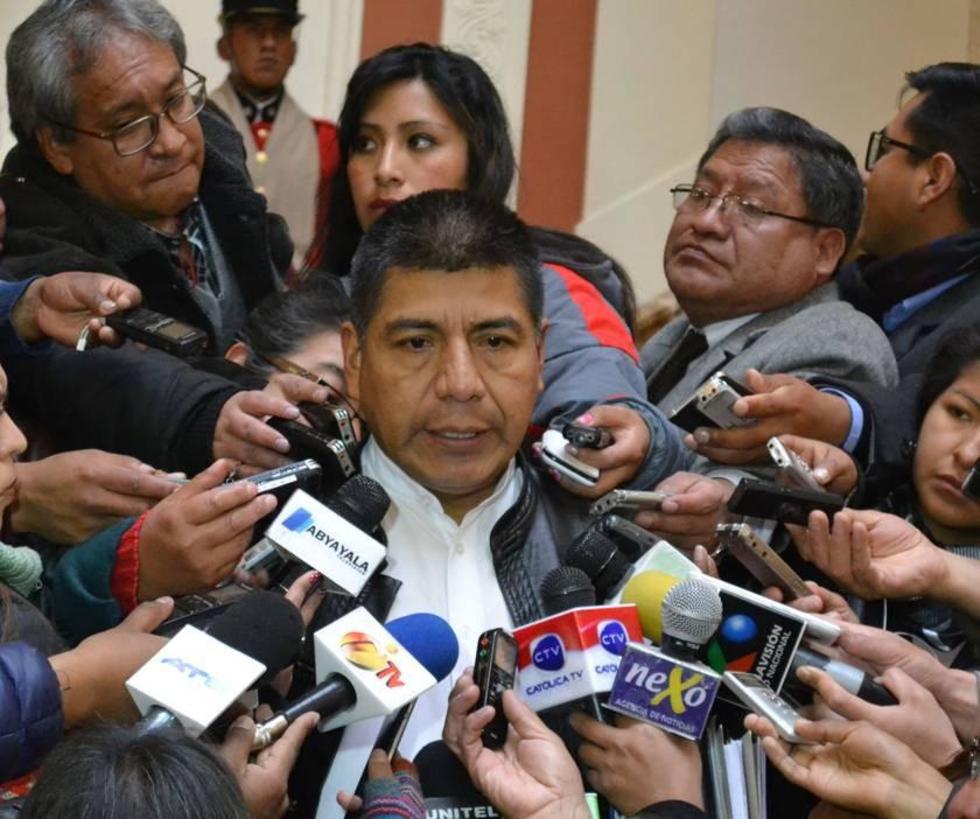 Justifican viaje de Morales a Venezuela