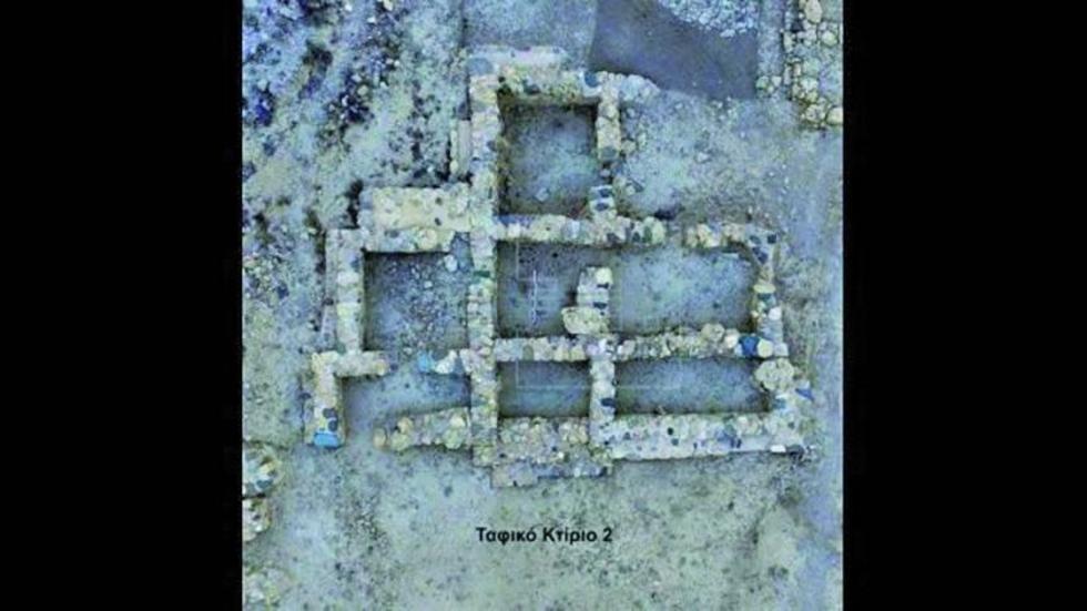Encuentran  tumbas que  son de 2.000  años a.c.
