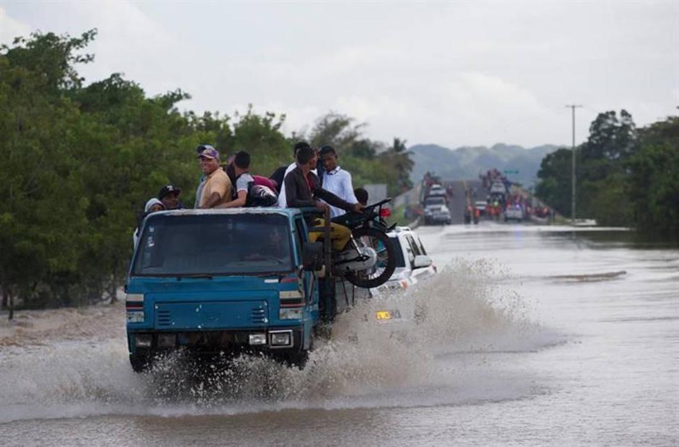 Inundaciones siguen causando daños en República Dominicana 