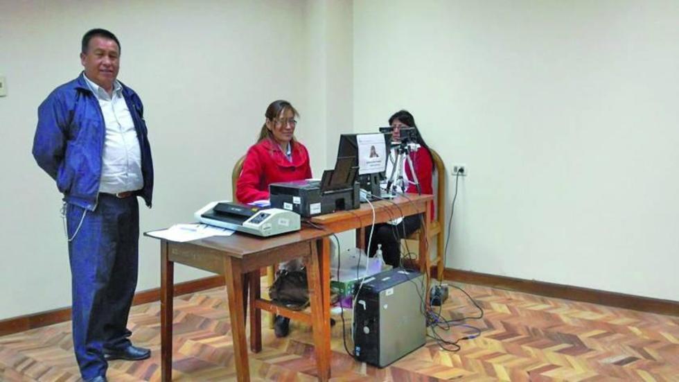 El Segip da cédulas de identidad para la UATF