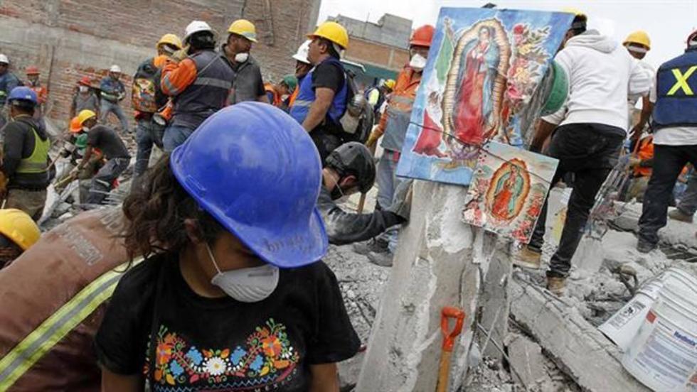 La esperanza de hallar vidas se desvanece en México 