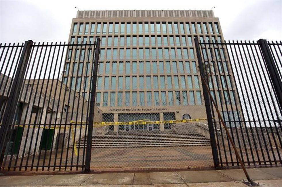 EE.UU. disminuye el personal de su embajada en La Habana 
