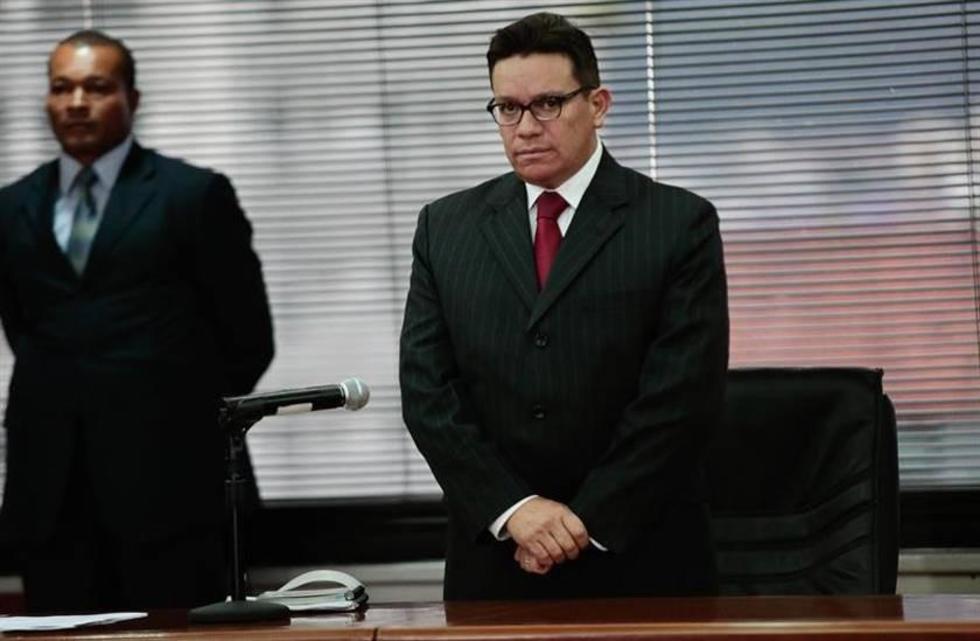 Juez ordena detención de vicepresidente Glas