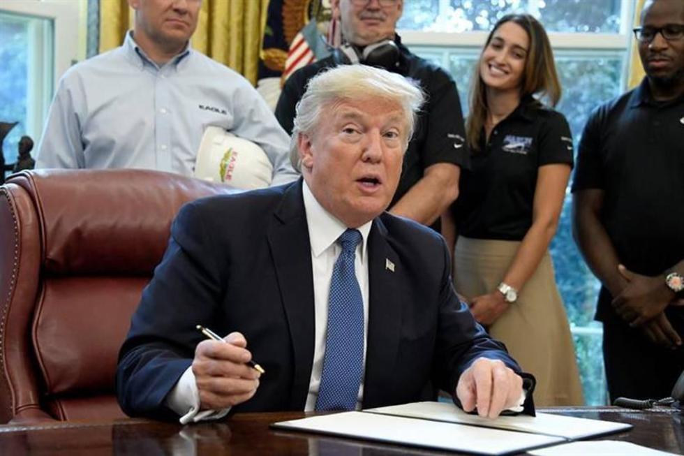 Trump limita norma sanitaria y frena acceso a anticonceptivos