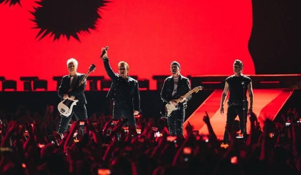 U2 honra a García Márquez, mujeres y paz en concierto