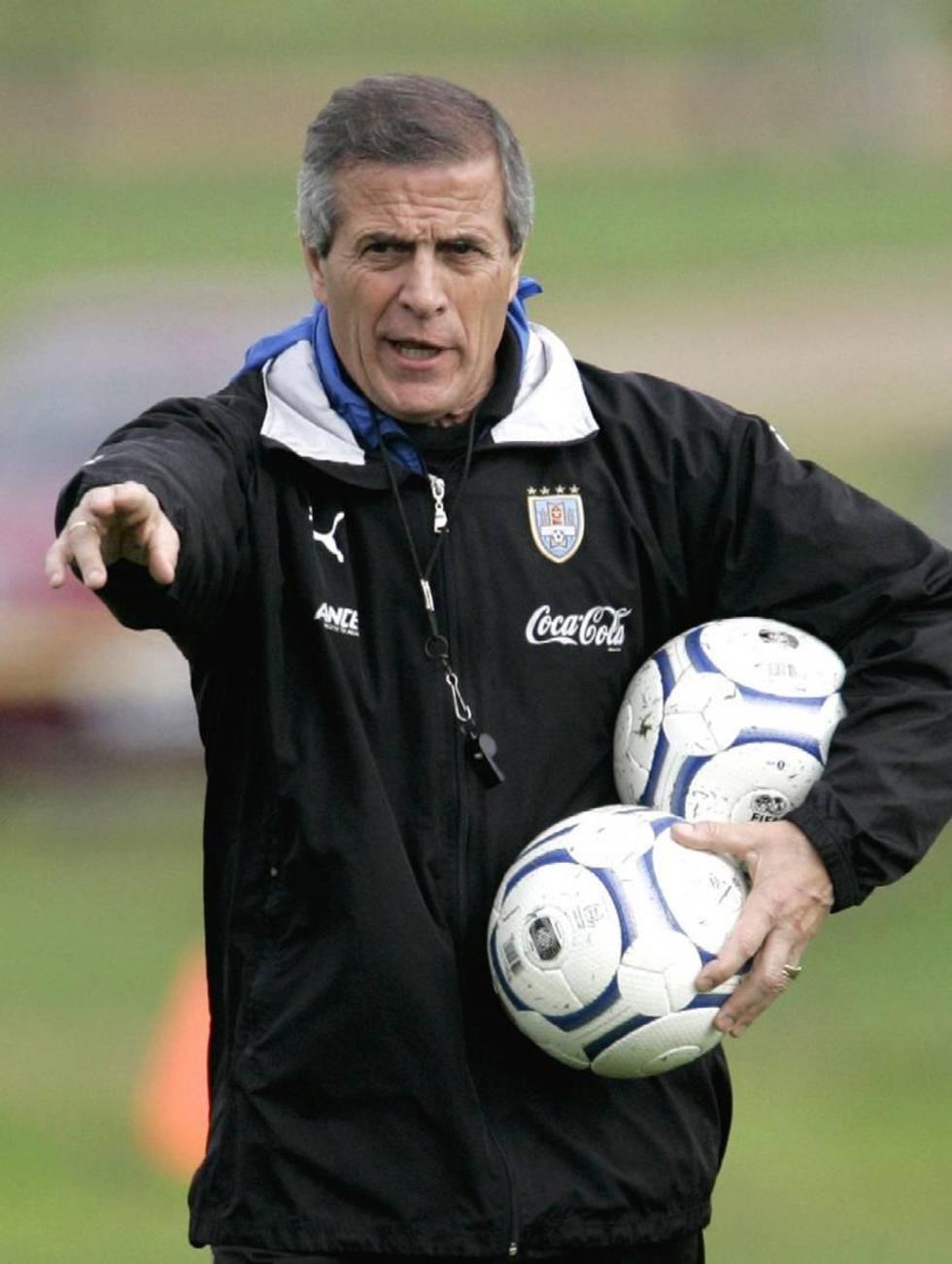Tabárez: “no nos consideramos clasificados hasta que ganemos a Bolivia”