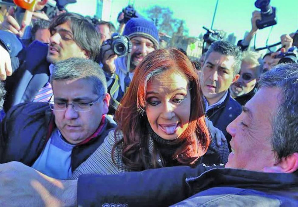 Citan a expresidenta Fernández por pacto que denunció Nisman