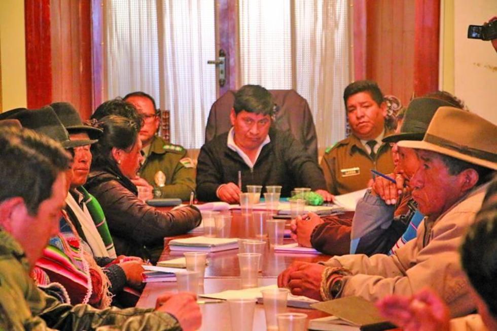 Contratan seguridad privada en Porco para neutralizar a “jucus”