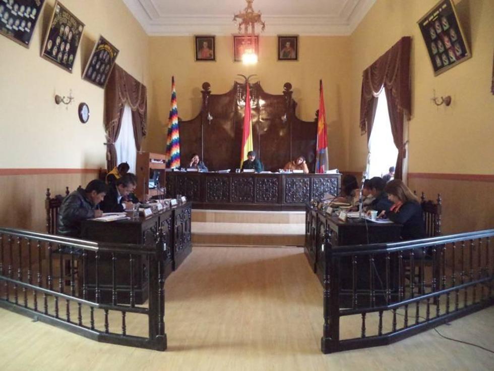 Cinco concejales desconocen a los miembros de la directiva del Concejo