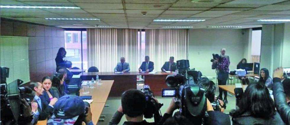 Jueces ratifican prisión preventiva para el vicepresidente de Ecuador