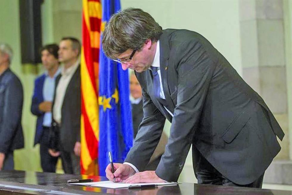 Secesionistas catalanes piden que se proclame la república